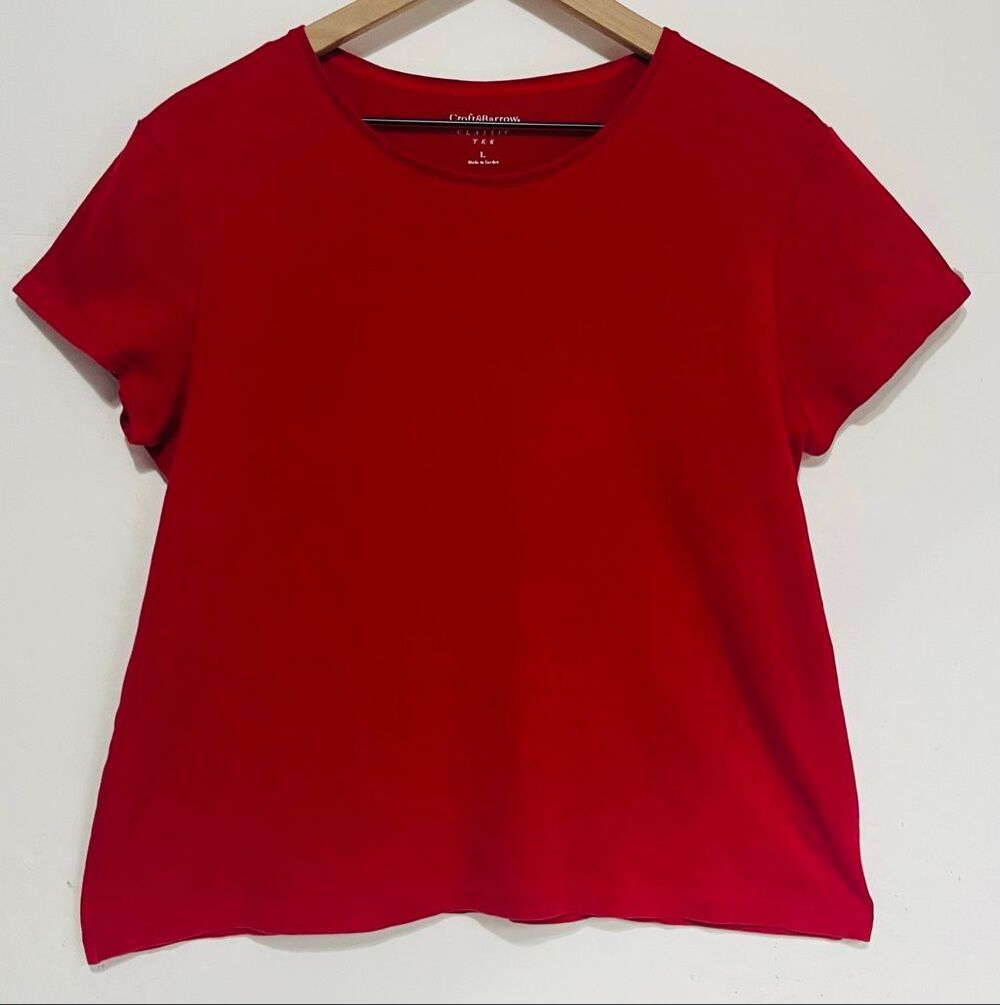 Croft & Barrow Red Classic Tee Size L